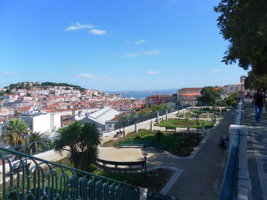 C3 Bairro Alto Cozy Romantic Loft In 18th Century Building Lejlighed Lisboa